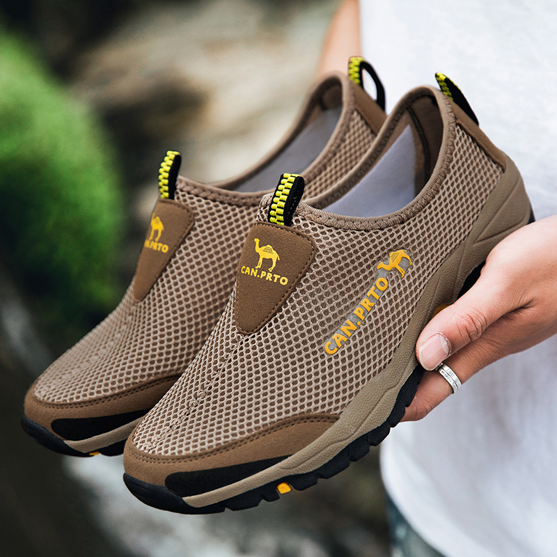 Männer Casual Schuhe Mode Sommer Schuhe Mesh im freien Atmungsaktive Slip-on Wohnungen Männer Turnschuhe Komfortable Wasser Faulenzer Zapatillas
