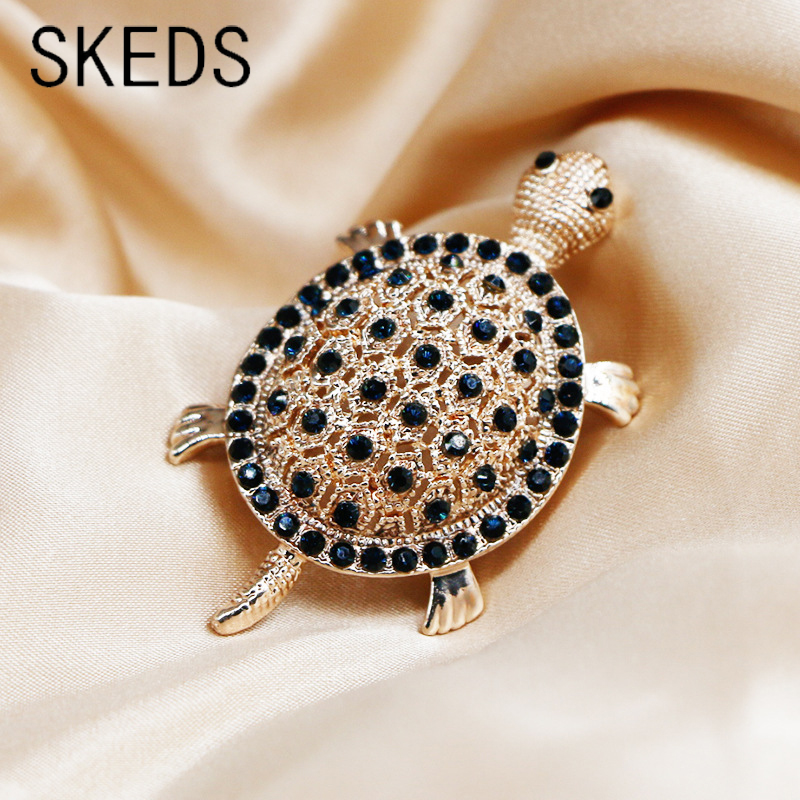 SKEDS Fashion Wanita Pria Mewah Berlian Imitasi Penyu Bros Pin Kristal Antik Logam Hewan Aksesori Mantel Lencana Lucu Bros