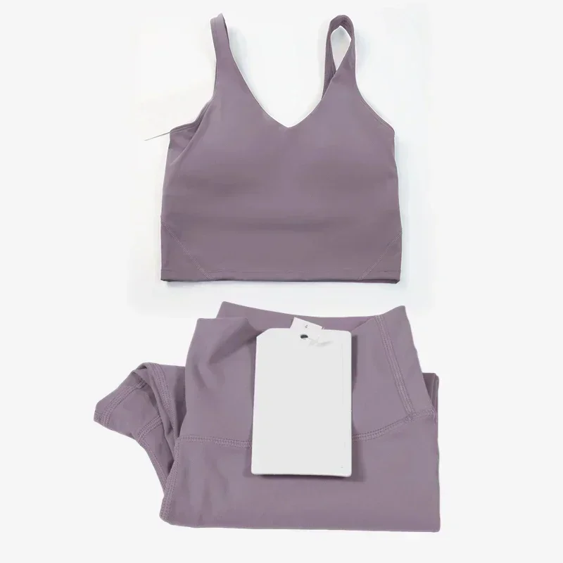 Ensemble de yoga classique pour femme en 2 pièces : haut de sport en forme de U et leggings taille haute effet seconde peau, idéal pour le fitness et l'entraînement.