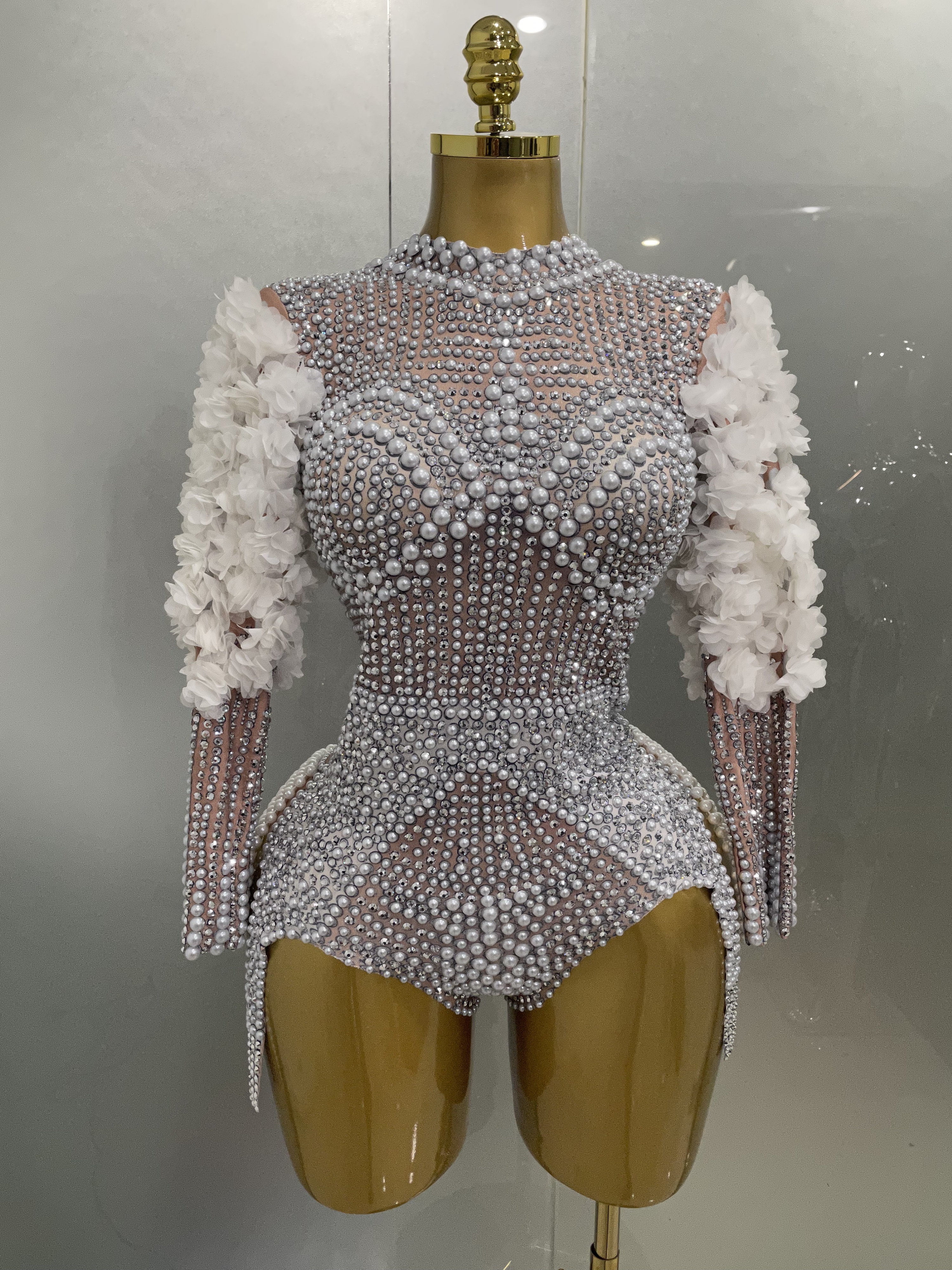 Body Sexy de lujo con perlas y diamantes brillantes para mujer, leotardo para fiesta de cumpleaños, bailarina, club nocturno, actuación en escenario, 2025