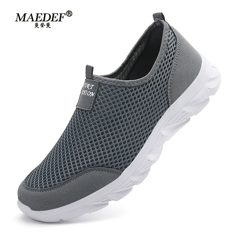 MAEDEF Scarpe da ginnastica da uomo Scarpe casual estive da uomo Mesh traspirante Outdoor Scarpe sportive antiscivolo Slip on Mocassini da uomo Taglie forti 38-46