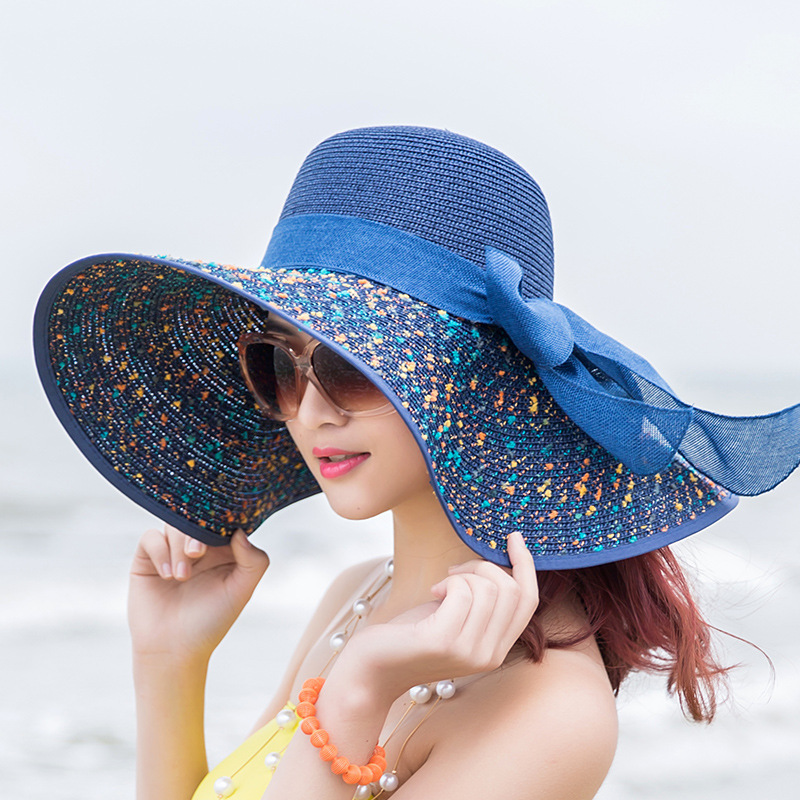 Cappello di paglia da viaggio estivo da spiaggia da donna Cappello coreano da mare grande con tesa parasole parasole pieghevole per le vacanze Cappello grande e fresco