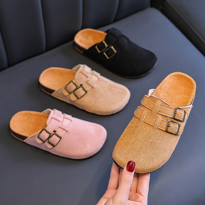 Pantofole per bambini 2026 Moda estiva Scarpe basse comode Mezze pantofole da ragazzo antiscivolo per esterni Pantofole comode alla moda