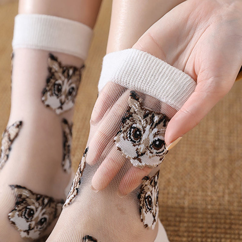 Chaussettes chat mignonnes transparentes pour femmes, chaussettes Kawaii pour dames, bas en fibre de verre, cristal fin, mode japonaise, chaussettes carillon coréennes, été