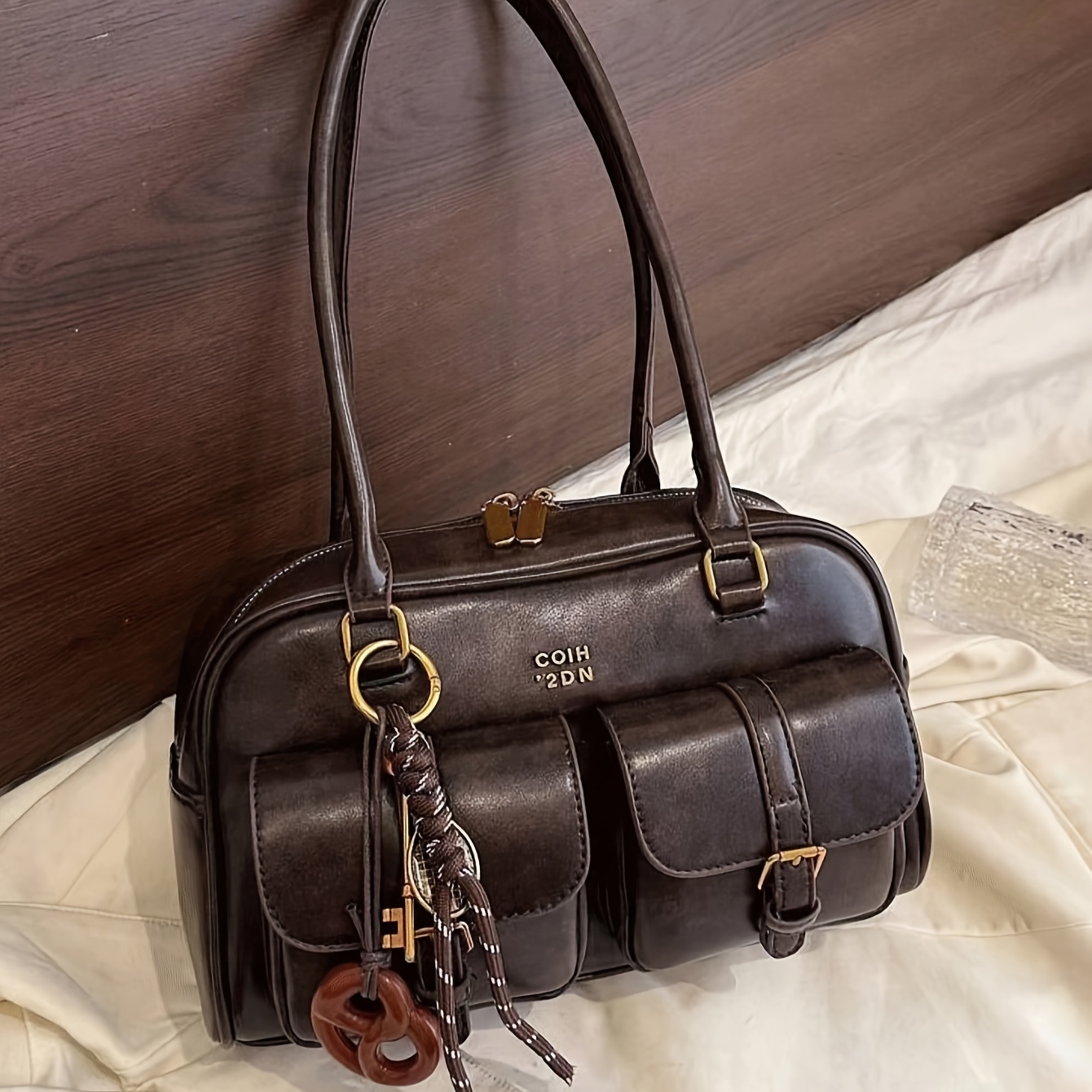 Borsa a tracolla tote multitasche da donna con hardware e lettera color oro, borsa elegante per viaggi, lavoro, shopping, date