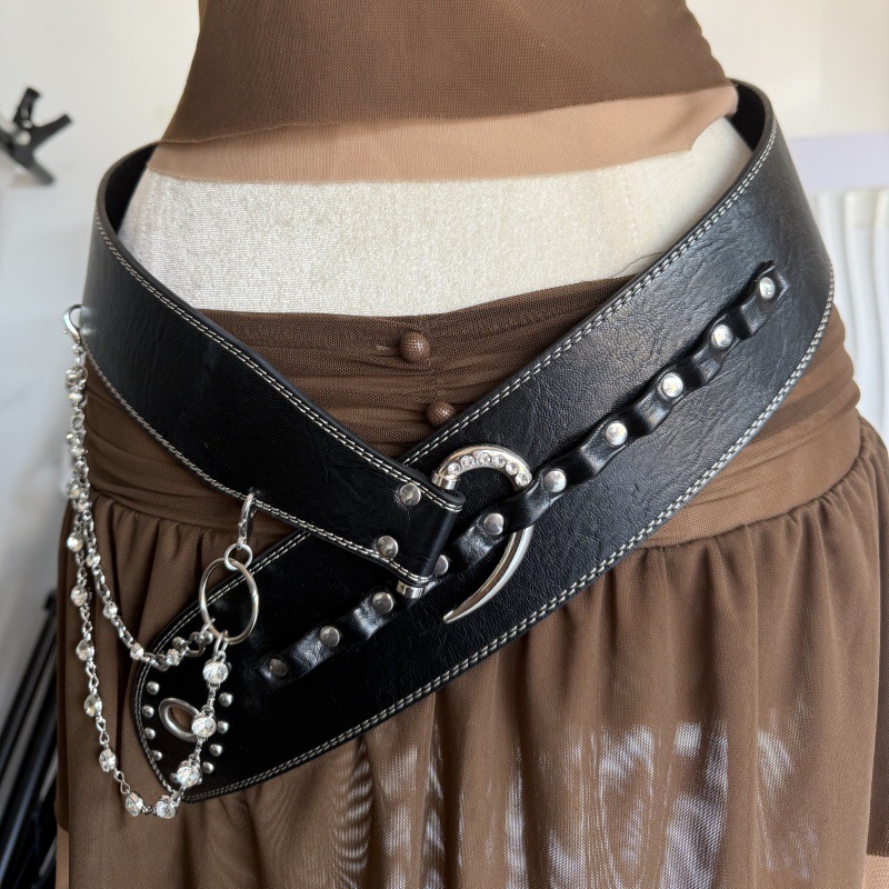 Punk-Strass-Gürtel im Schnallen-Stil, hochwertiger weißer Kleidergürtel, unregelmäßiger PU-Gürtel, Retro-Modegürtel, schwarze Anhängerkette