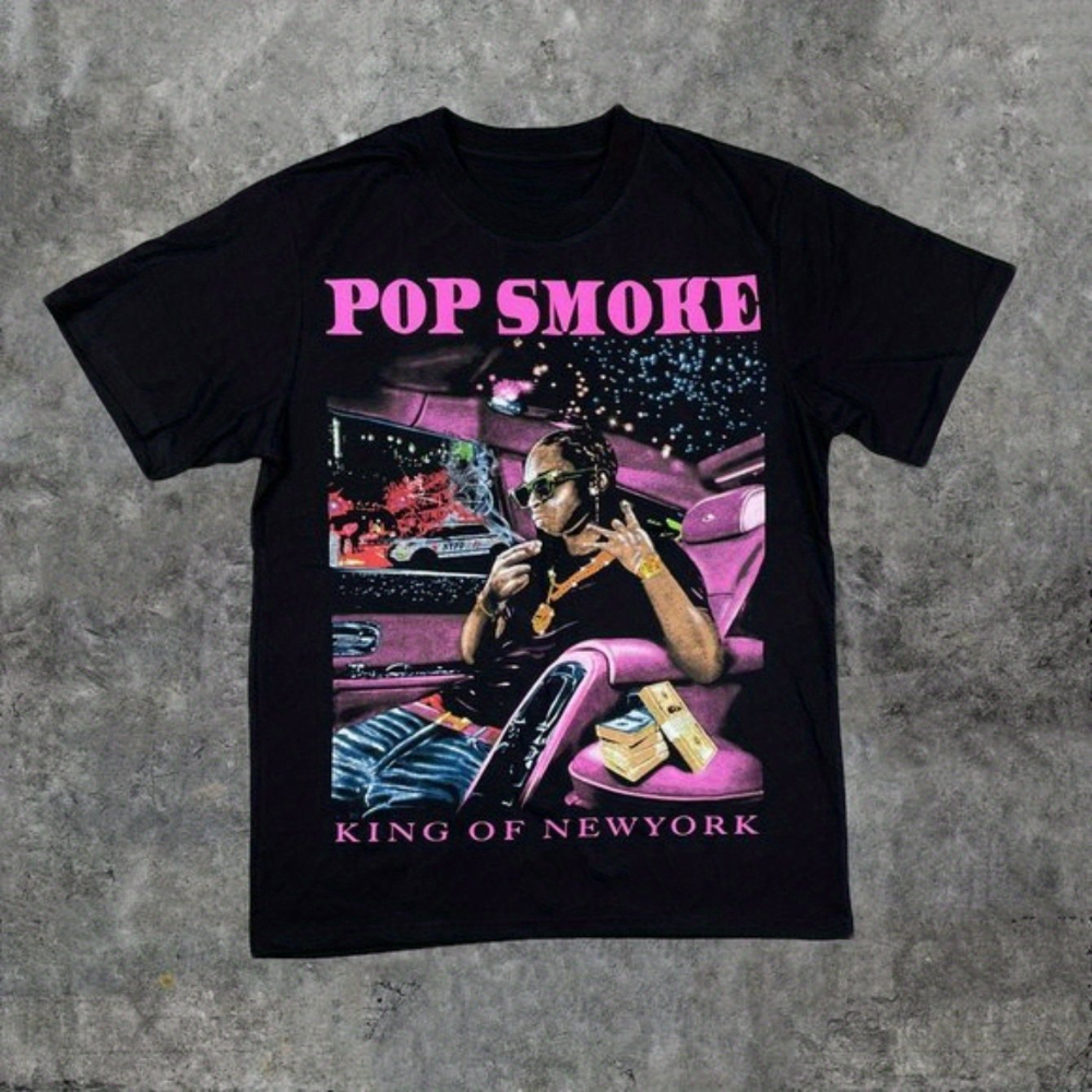 Kaos Klasik Pria Pop Smoke Katun Mikro Stretch Regular Fit Lengan Pendek Teks Merah Muda Tebal Seni Urban Pakaian Kasual