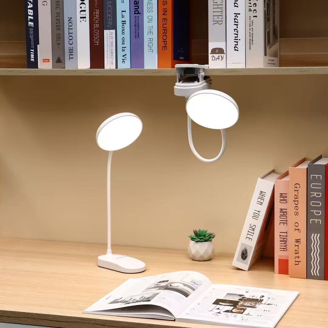 โคมไฟตั้งโต๊ะ LED แบบชาร์จ USB พร้อมขาตั้งแบบพับได้ โคมไฟอ่านหนังสือ ระบบสัมผัส 3 โหมด ปรับความสว่างได้ ป้องกันแสงแยงตา