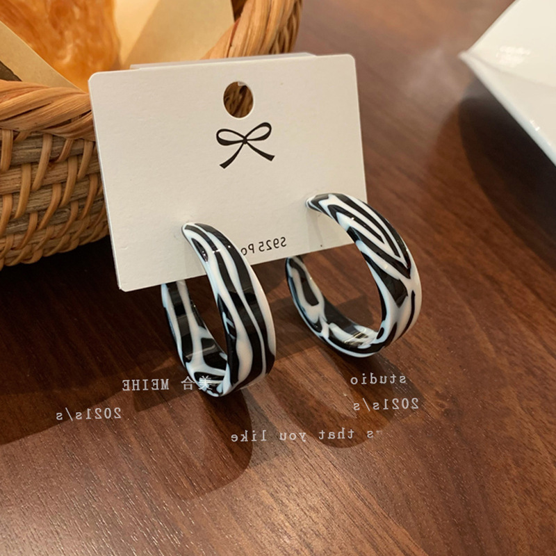 Brincos de argola em forma de C de leopardo semicírculo feminino grande círculo redondo brincos de argola grandes para mulheres meninas joias de festa de casamento