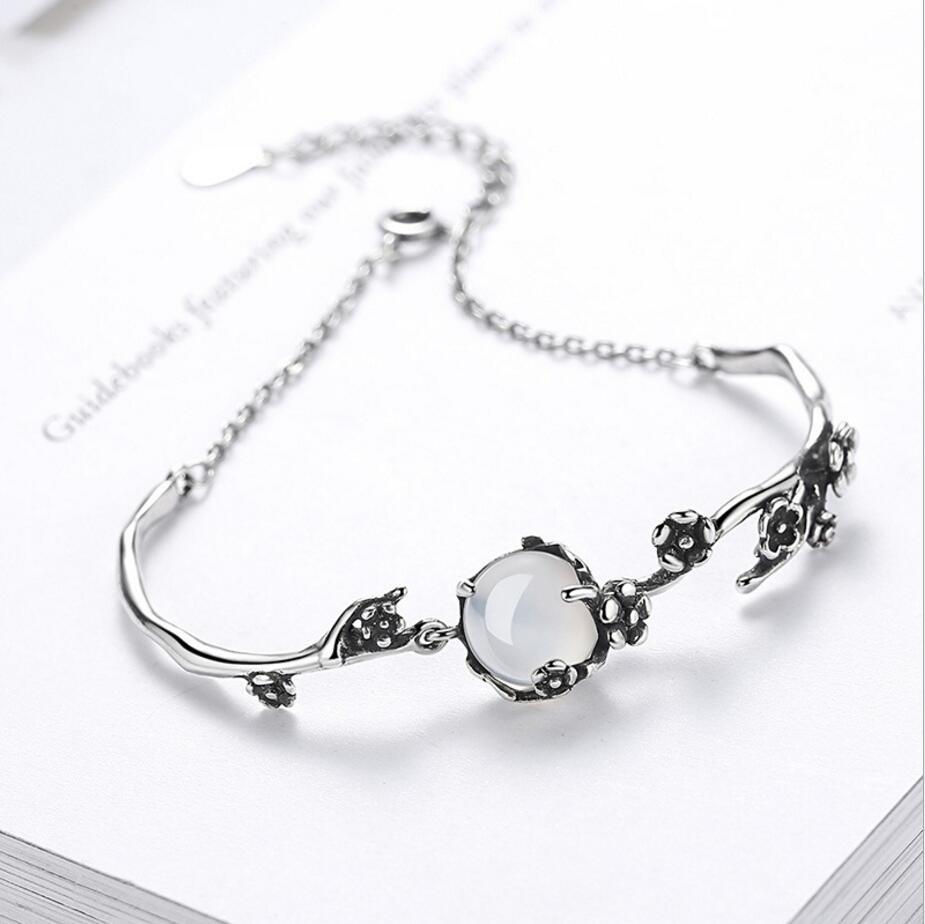 Pulsera de plata de ley 925, estilo vintage, con piedra de luz de luna tailandesa y flor de ciruelo, cadena entrelazada para mujer, joyería, Navidad