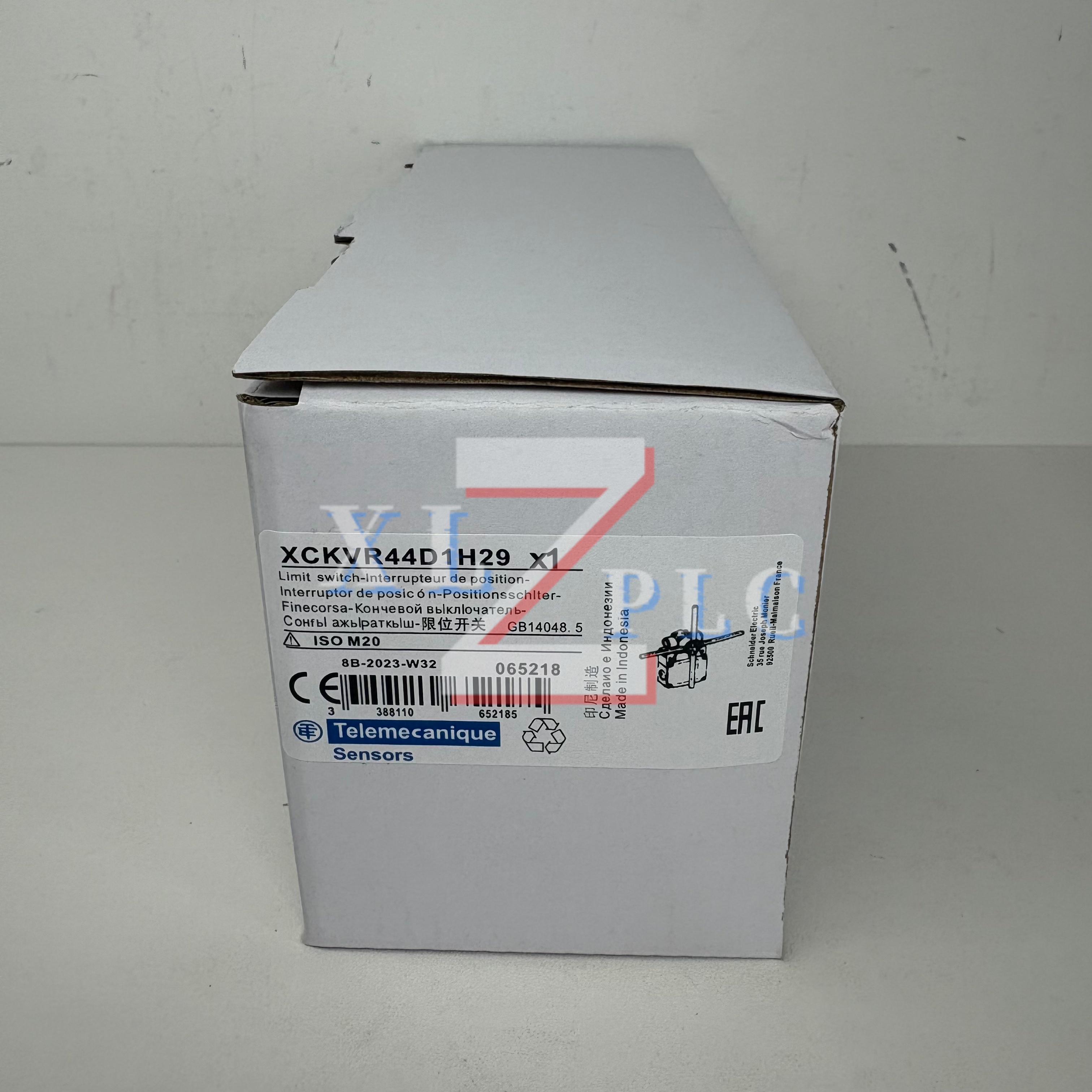 CKVR44D1H29 Interruptor de límite nuevo en caja