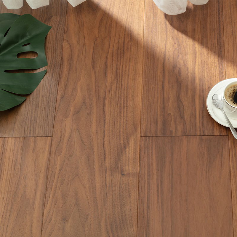 Floor High Quality Three layers of black walnut solid wood floor ENF class wear-resistant silent