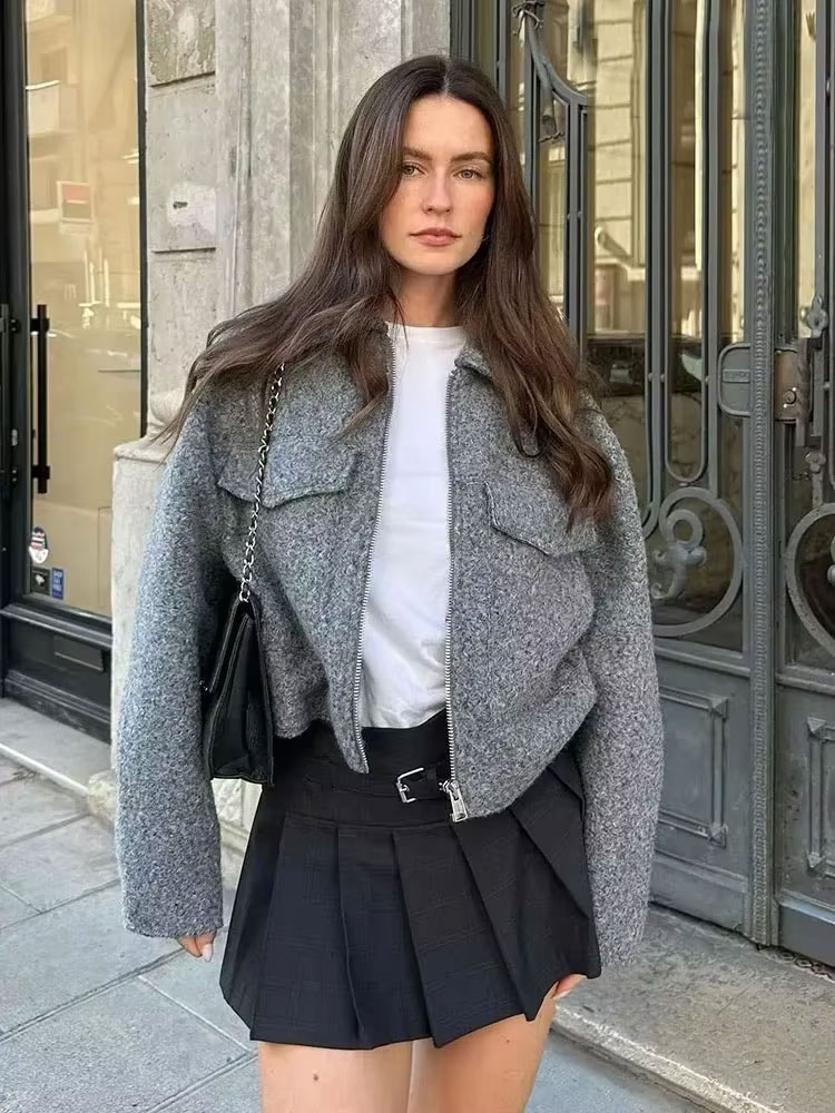 Damska moda, kurtka z naszywanymi kieszeniami z klapami, krótka kurtka, płaszcz w stylu vintage, długi rękaw, zamek błyskawiczny z przodu, odzież wierzchnia damska, eleganckie topy.