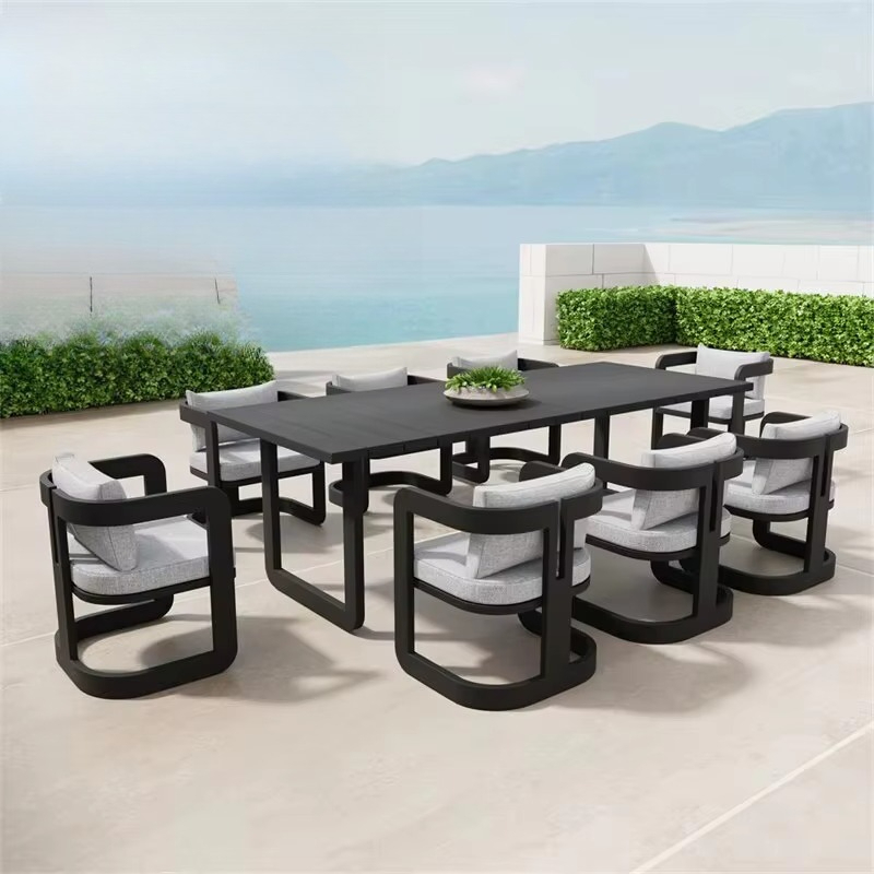 Modernes Aluminium-Gartenmöbel-Set mit Esstisch und Stühlen für Terrasse oder Innenhof, Geeignet für Hotels