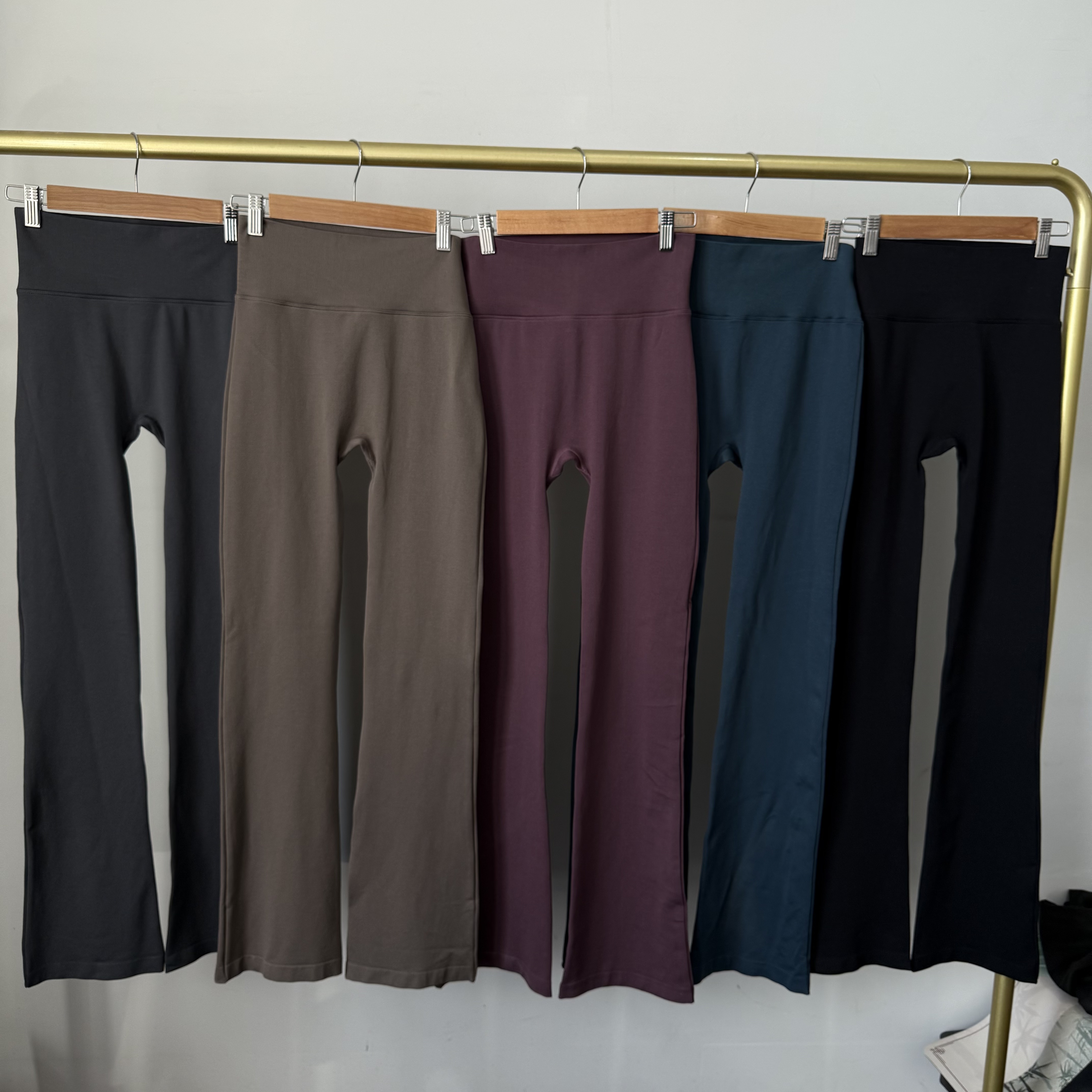 High Waisted Compression Without Awkward Lines Micro Flared Yoga Outdoor Wear Seamless Elastic Fitness Pants Lifting Leggings
