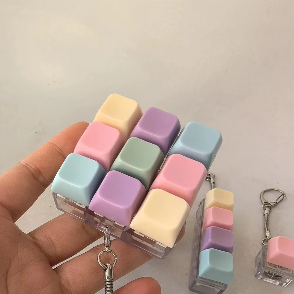 Juguete de descompresión con teclado de 4/9 teclas, llavero antiestrés para aliviar el estrés ﻿ Probador de Botones para Juegos, Accesorio de Oficina para Escritorio