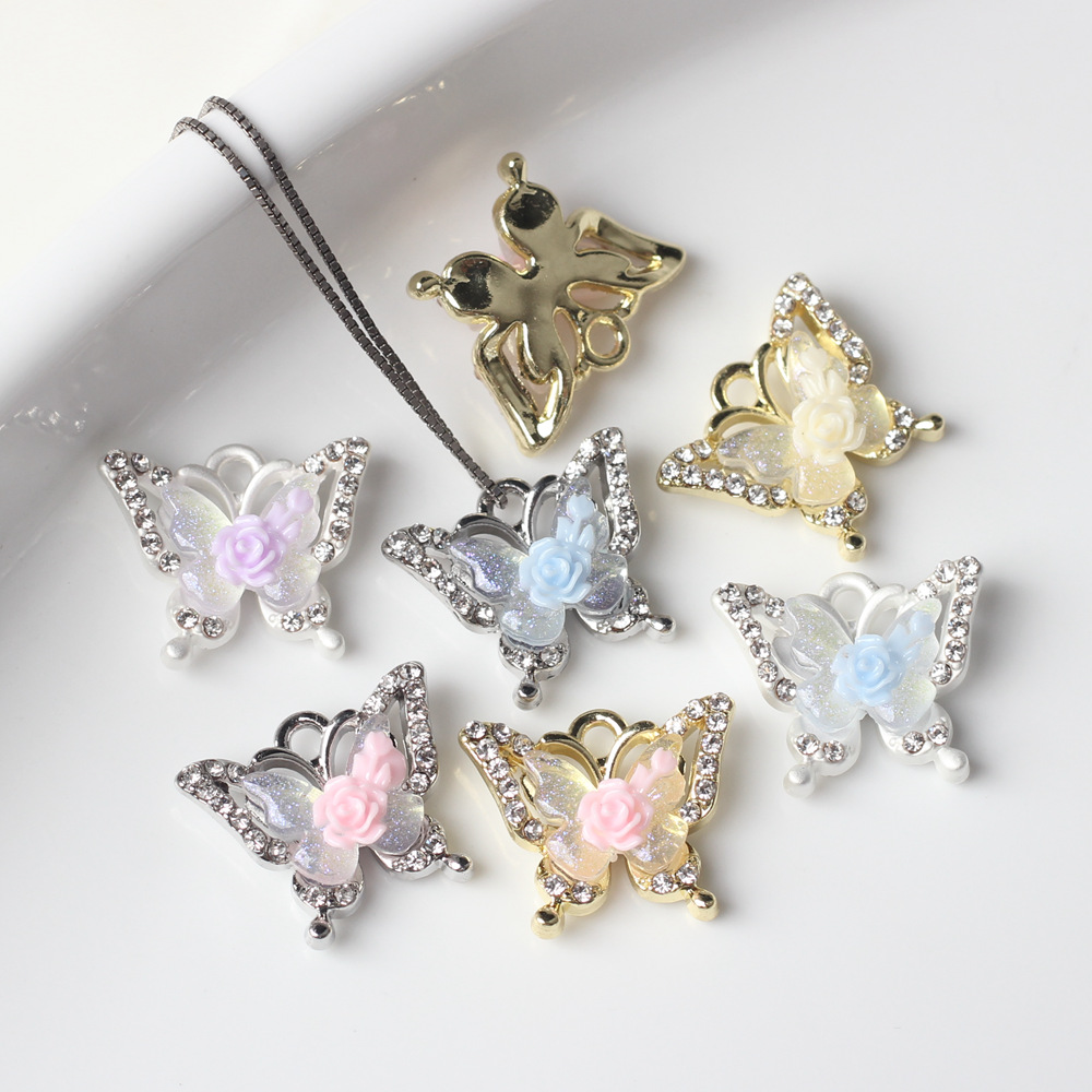 Charms Zinklegering Rose Vlinder Hanger DIY Ketting Accessoires 10 stks/partij Sieraden Bevindingen bedels voor sieraden maken