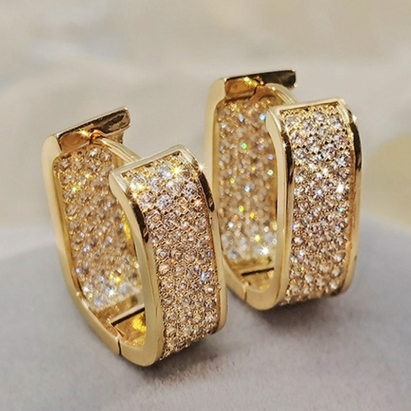 Huitan Bling Bling CZ Hoopต่างหูสําหรับผู้หญิงLuxury Goldสี/เงินสีแฟชั่นหดLadyต่างหูDrop Shipเครื่องประดับ
