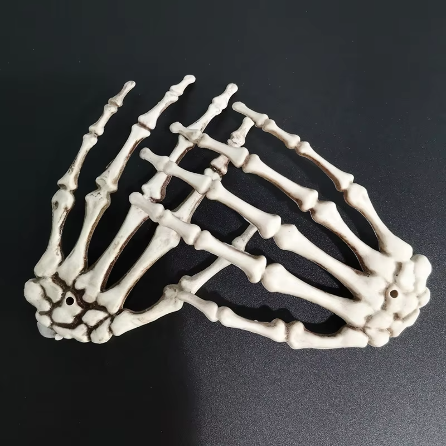 New Design Halloween Theme  Horrible Skeleton Artificial Human Hand Skeleton Decoration Scene Props Halloween Decor