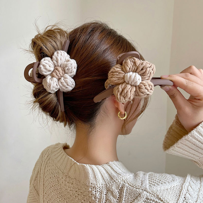 VANIKA elegante retrò tessuto di lana fiori squalo fermaglio per capelli morsetto moda coda di cavallo granchio artiglio donna fermaglio per capelli ACCESSORI per ragazza