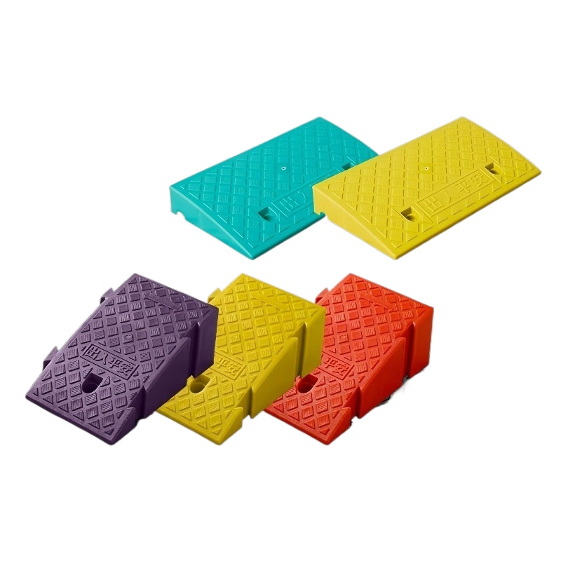 Coussin de pente latérale domestique, seuil de rembourrage de voiture, coussin triangulaire de bosse de vitesse, contrôle et gestion de la circulation
