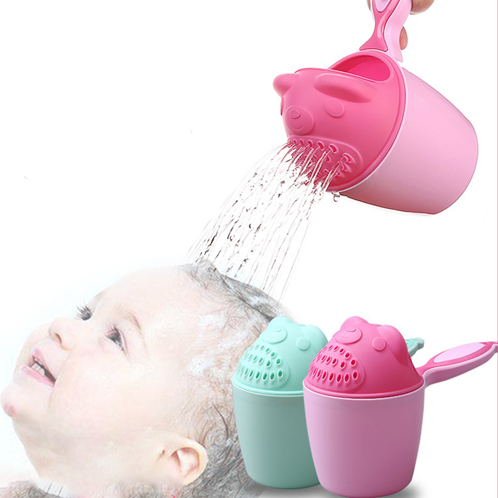 Bonito dos desenhos animados do bebê toucas de banho toddle shampoo copo crianças banho bailer colheres do chuveiro do bebê criança lavagem copo cabelo crianças ferramenta banho