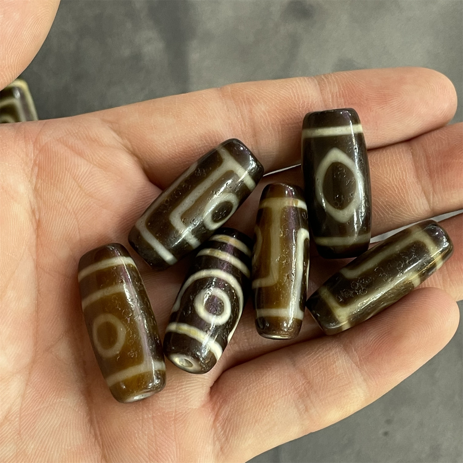 1szt/lot Naturalny stary agat Dzi Dwugłowy trójoki wzór brązowy 28×12mm Bransoletki, naszyjniki, akcesoria Biżuteria w stylu etnicznym