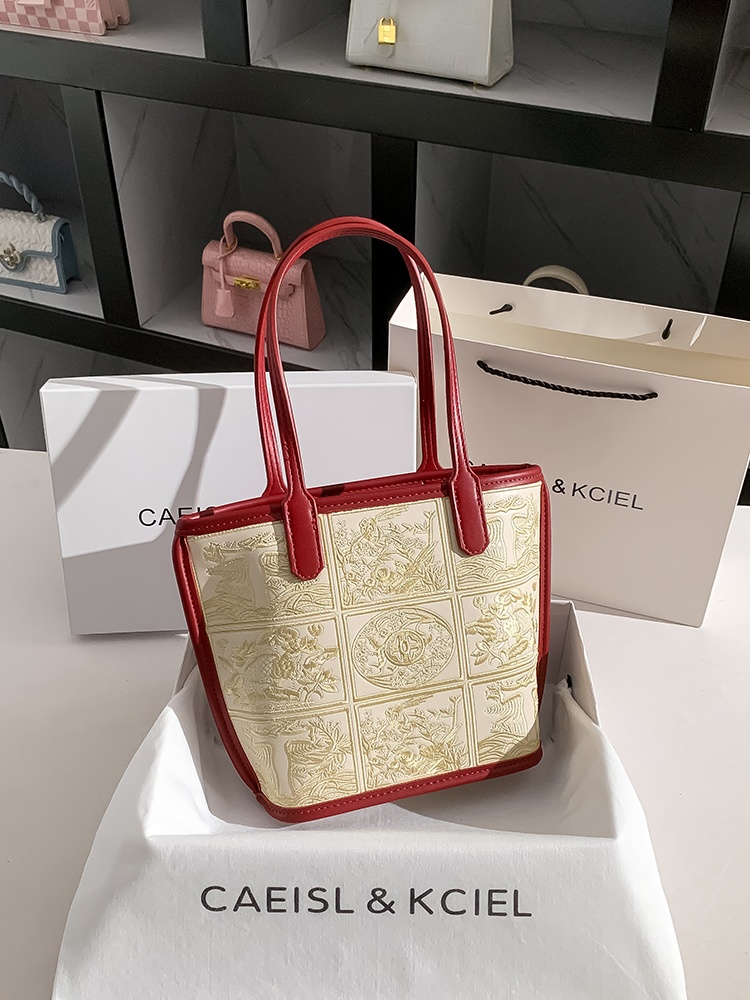 CAEISL&KCIEL 刺繍ハンドバッグ レディース トートバッグ 中年 レディース ママバッグ ナショナルスタイル ソフト PUレザー カジュアル使用