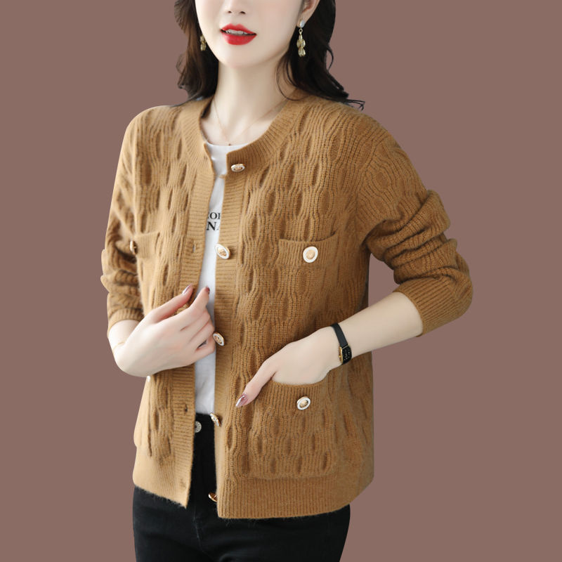 Pull court élastique pour femme, manteau mince, petit cardigan à la mode, superposition de parfum, haut féminin, vêtements d'automne, nouveau, 2023