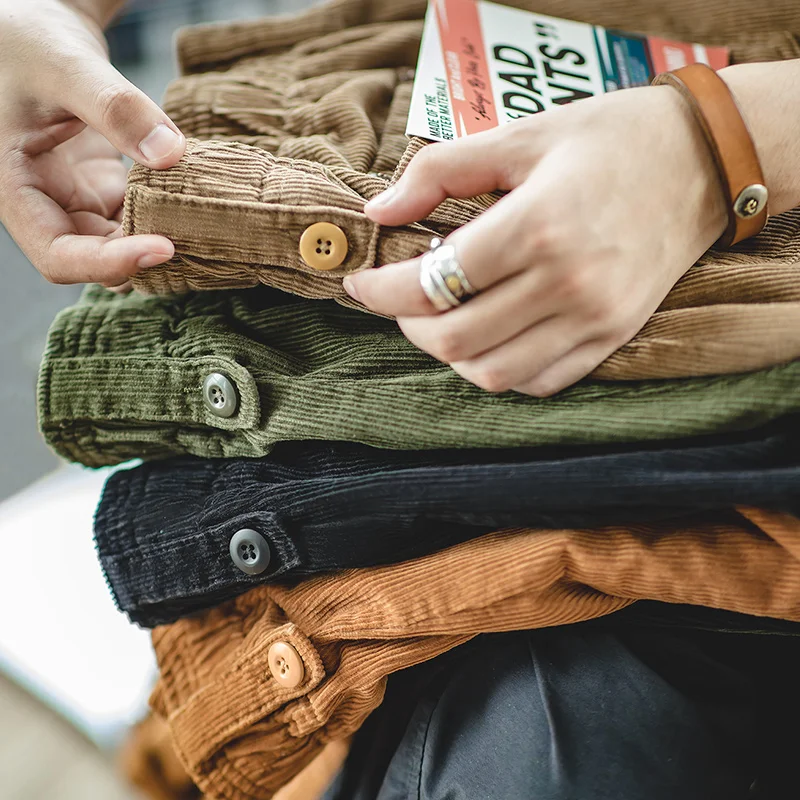 Pantaloni di velluto a coste vintage da uomo Maden Pantaloni casual larghi dritti tinta unita con elastico in vita e tasche per l'autunno inverno