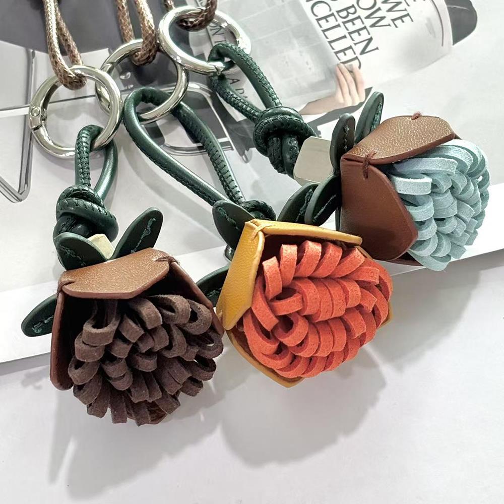 Creative Pinecone Flower Ball Purse Hanging Pendants Cute Tassel Ball Handmade Rope Keychain Bag Pendants Charms For Bags New
