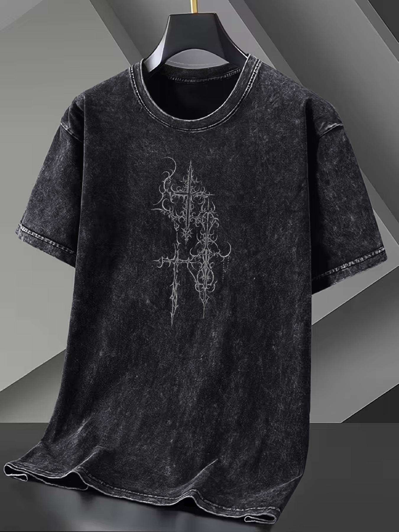 เสื้อยืดแขนสั้นผู้ชายลายกอธิคสไตล์อเมริกันเรโทรดาร์คซีรีส์แนวสตรีทแฟชั่นฤดูร้อนแบรนด์ดัง