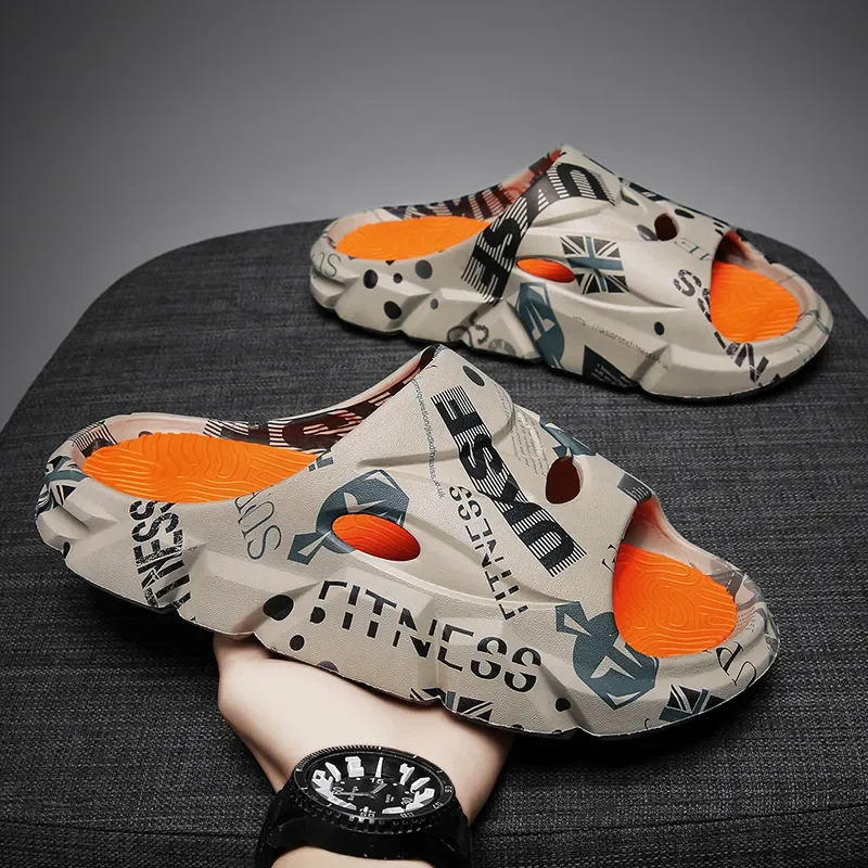 รองเท้าแตะสไตล์ใหม่รองเท้าแตะชายแฟชั่นฤดูร้อนหนาด้านล่าง Anti-SLIP SLIP-ON Flip Flops Camouflage Beach รองเท้าสไลด์