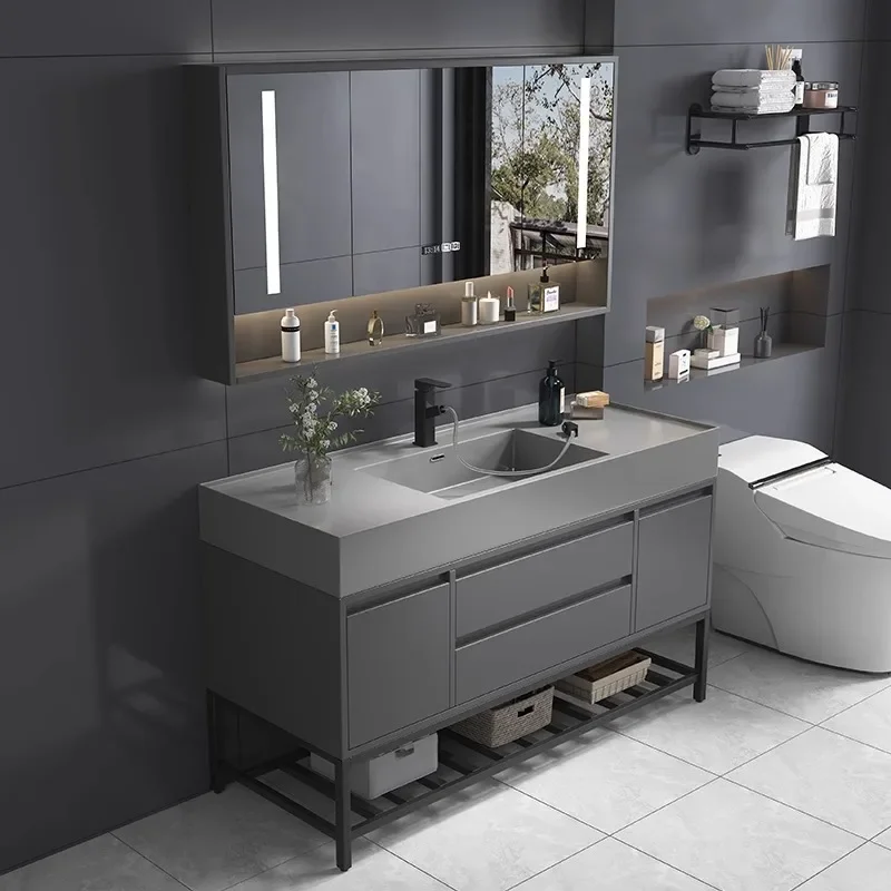 Leichter, luxuriöser Badezimmerschrank aus massivem Holz, integrierte Hände, Gesichtswaschbecken, intelligenter Spiegelschrank, bodenstehend