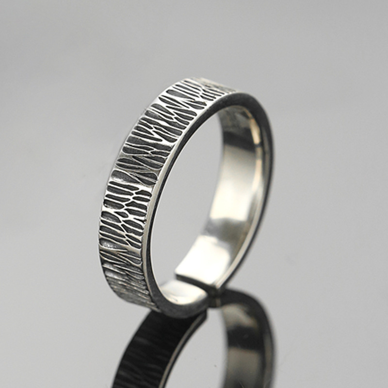 Anillo de Plata de Ley 925 de alta calidad para novio, accesorios de aniversario, anillo con patrón de líneas Vintage, joyería para dedo índice masculino