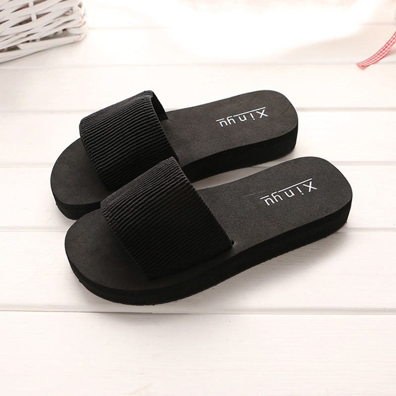 Pantoufles de maison tongs antidérapantes pour femmes, sandales à la mode pour dames, semelle souple EVA, diapositives d'intérieur, plateforme épaisse, pantoufles simples