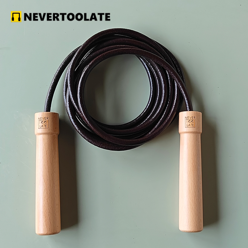 NEVERTOOLATE corda per saltare con manico grande corda pesante costruita con cuscinetti a sfera manico in legno pelle 3m 8mm 305g corda per saltare