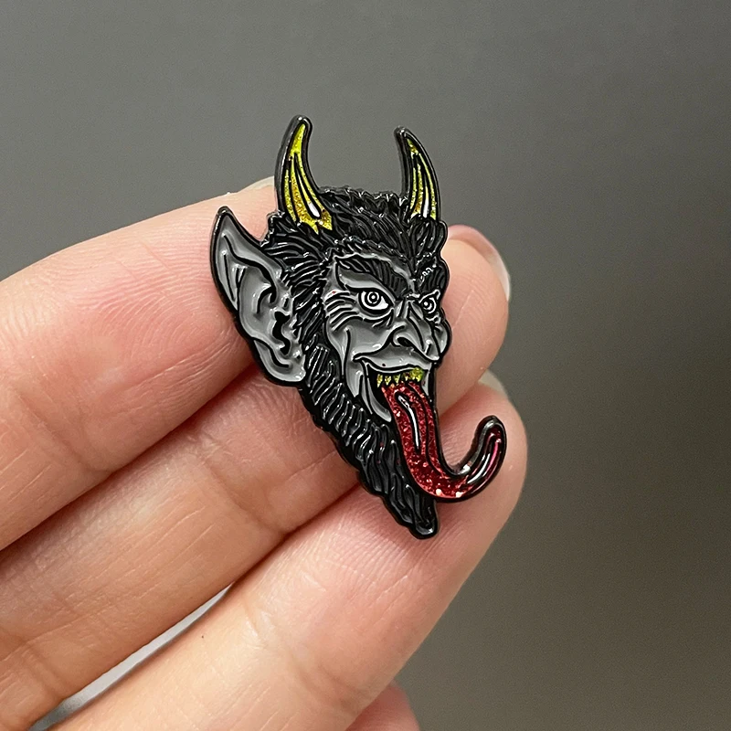 Krampus SMILE tongel เครื่องประดับคริสต์มาส lencana PIN ปีศาจผีแพะชั่วร้ายโบราณ