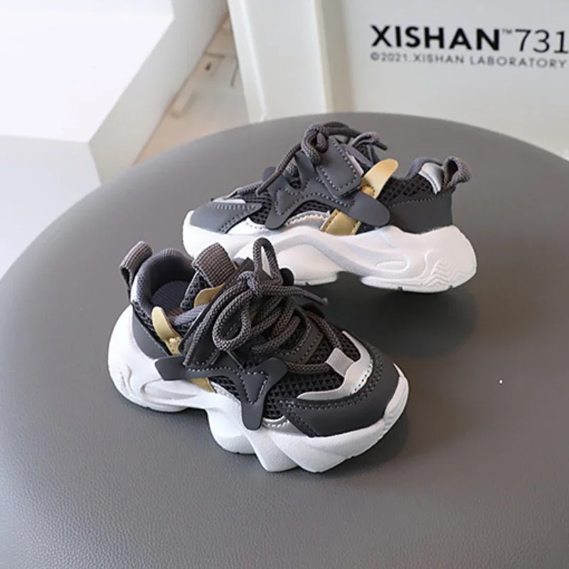 Zapatillas de baloncesto para niño y niña, zapatos informales a la moda, transpirables y antideslizantes, para primavera y otoño, 2024