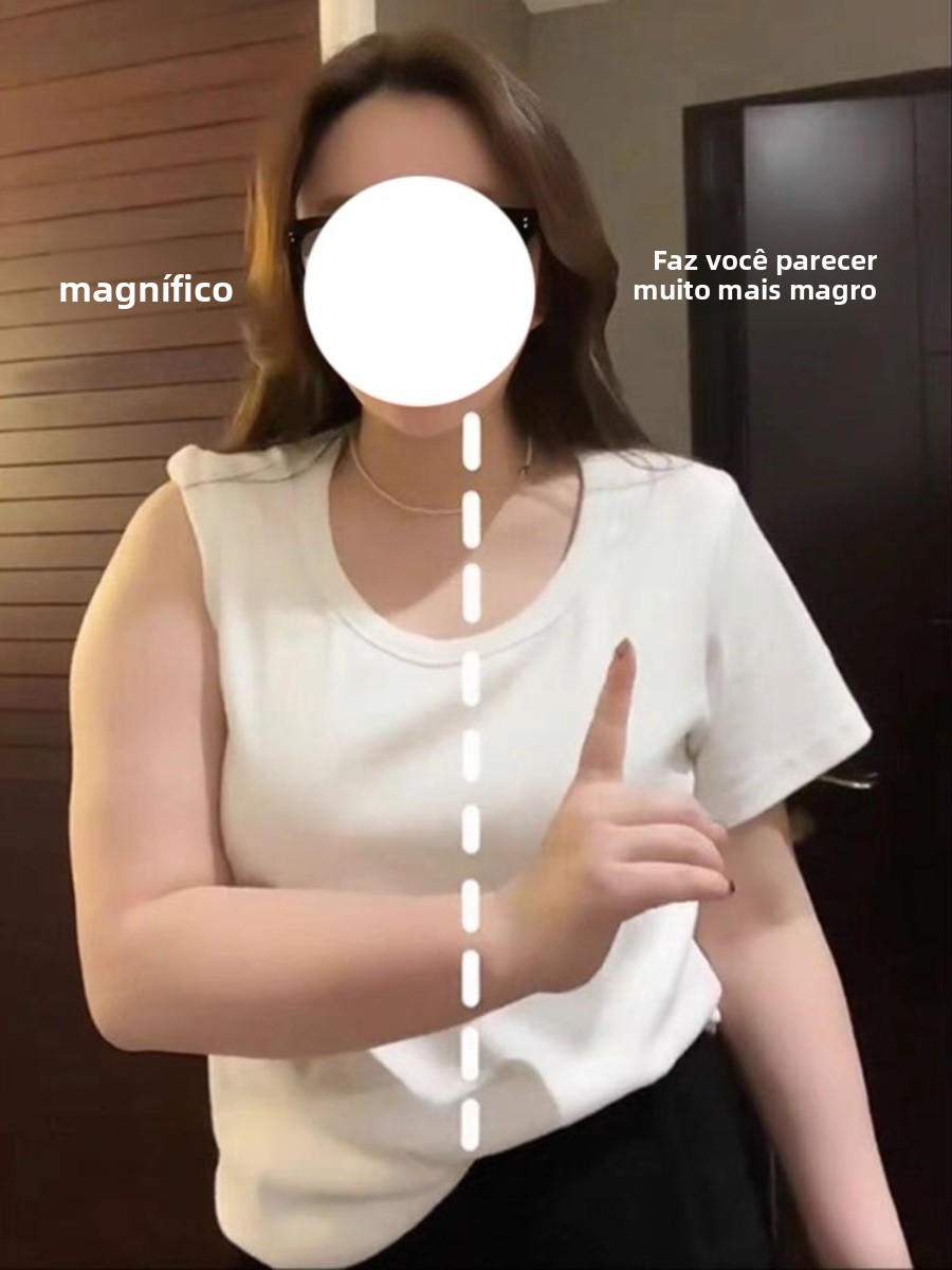 Camiseta Feminina Plus Size Branca de Manga Curta com Decote U, Estilo Coreano, Moderna, que Disfarça a Barriga, Ideal para o...