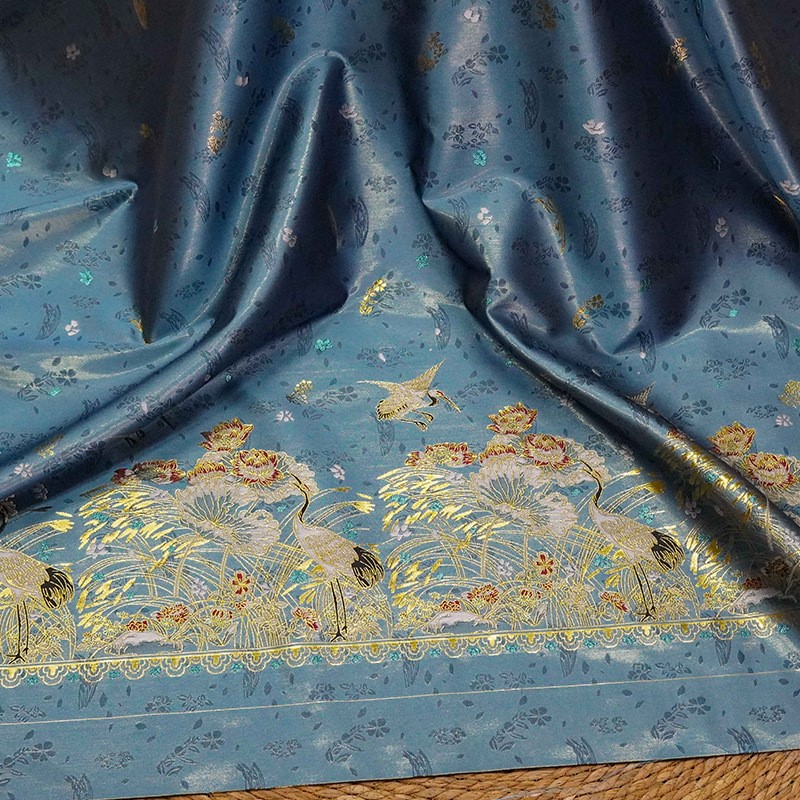 Antyczna złota jedwabna spódnica w kształcie konia, tkana przędzą, jesienno-zimowa haftowana kamizelka do makijażu, żakardowa tkanina cheongsam