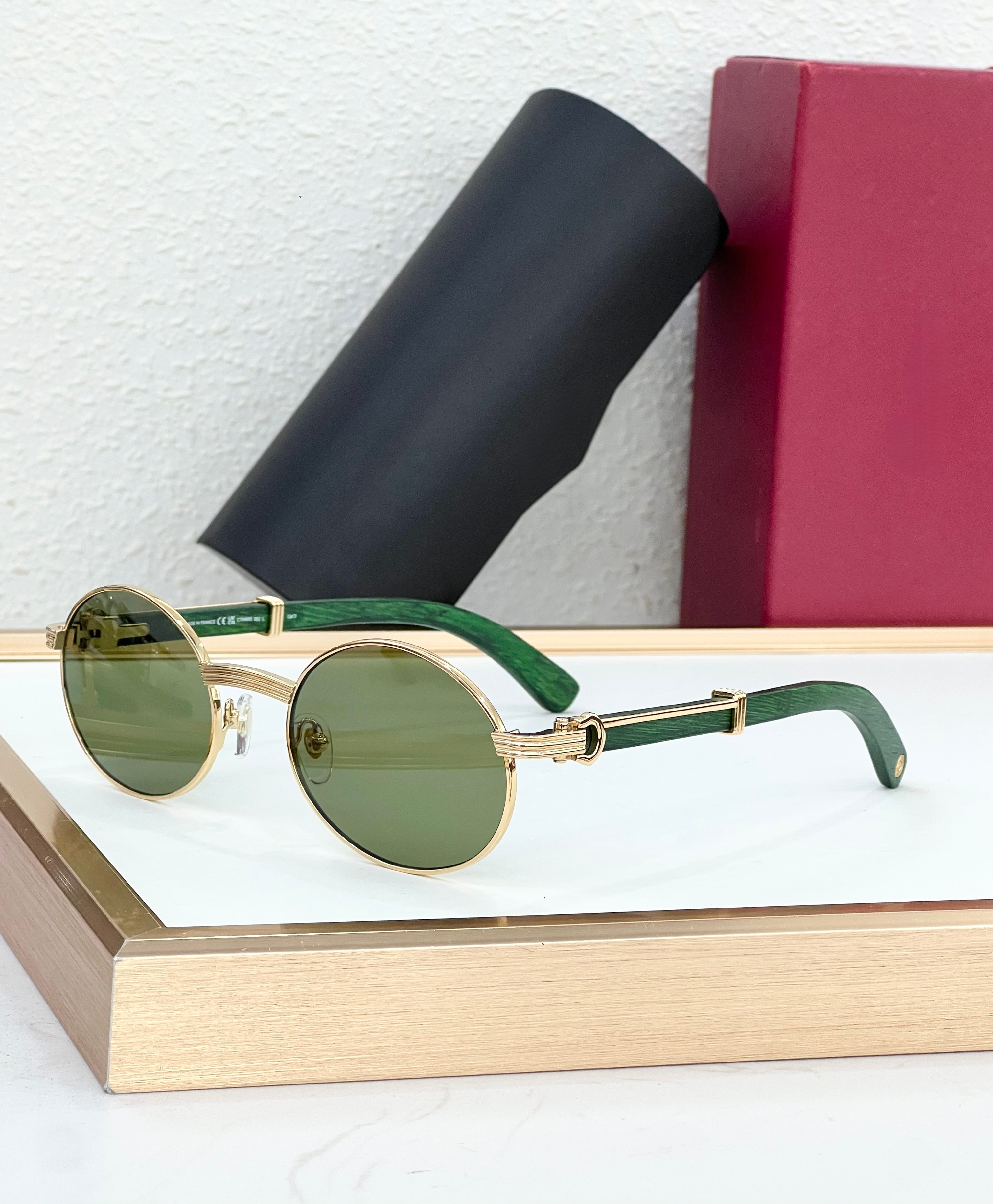 Lunettes de soleil rondes unisexes de haute qualité UV400, élégantes et raffinées, avec branches en bois, confortables, idéales comme cadeau