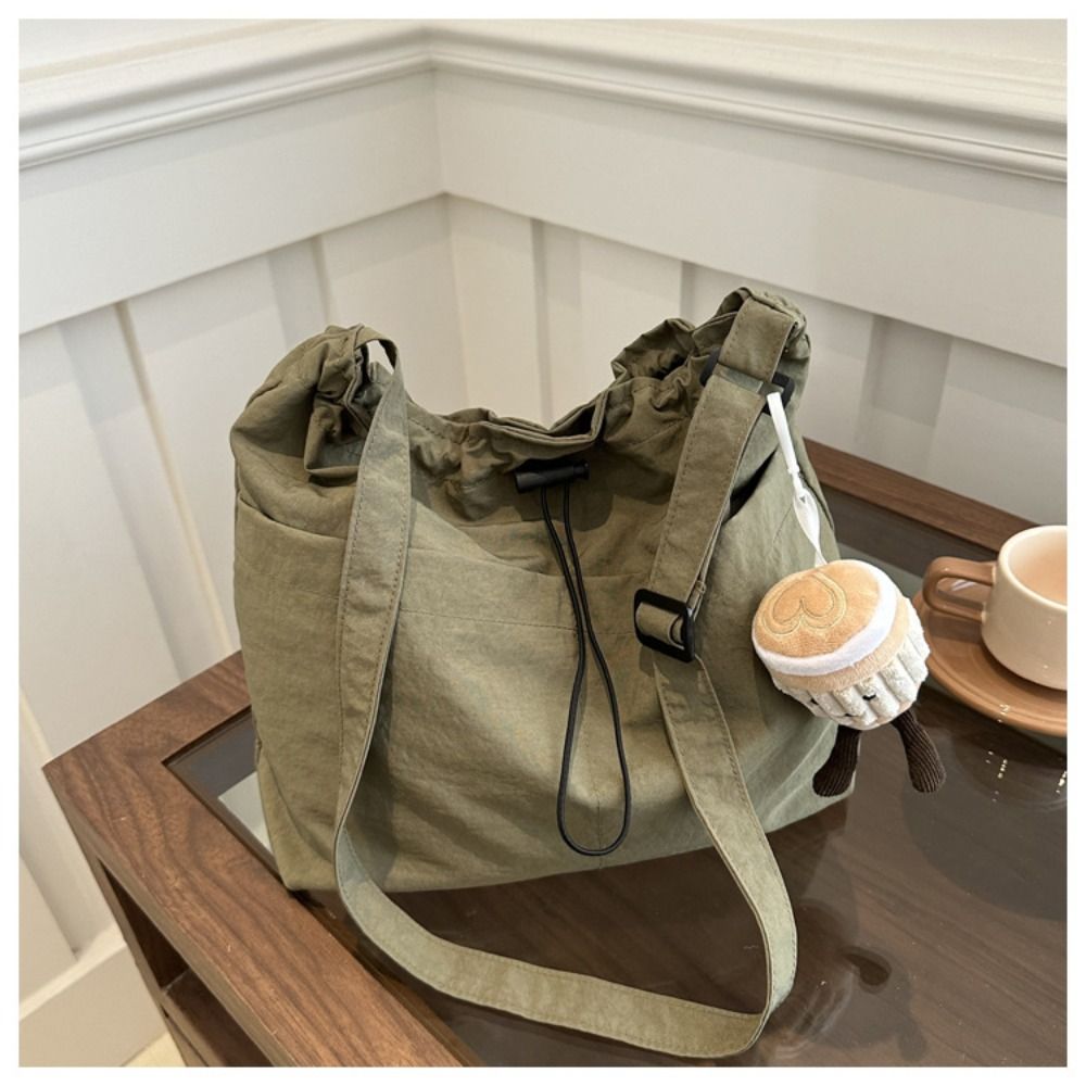 Mode Reise Casual Nylon Tote Tasche Kordelzug Schulter Tasche Große Kapazität Wasserdichte Umhängetasche Eimer Tasche Frauen