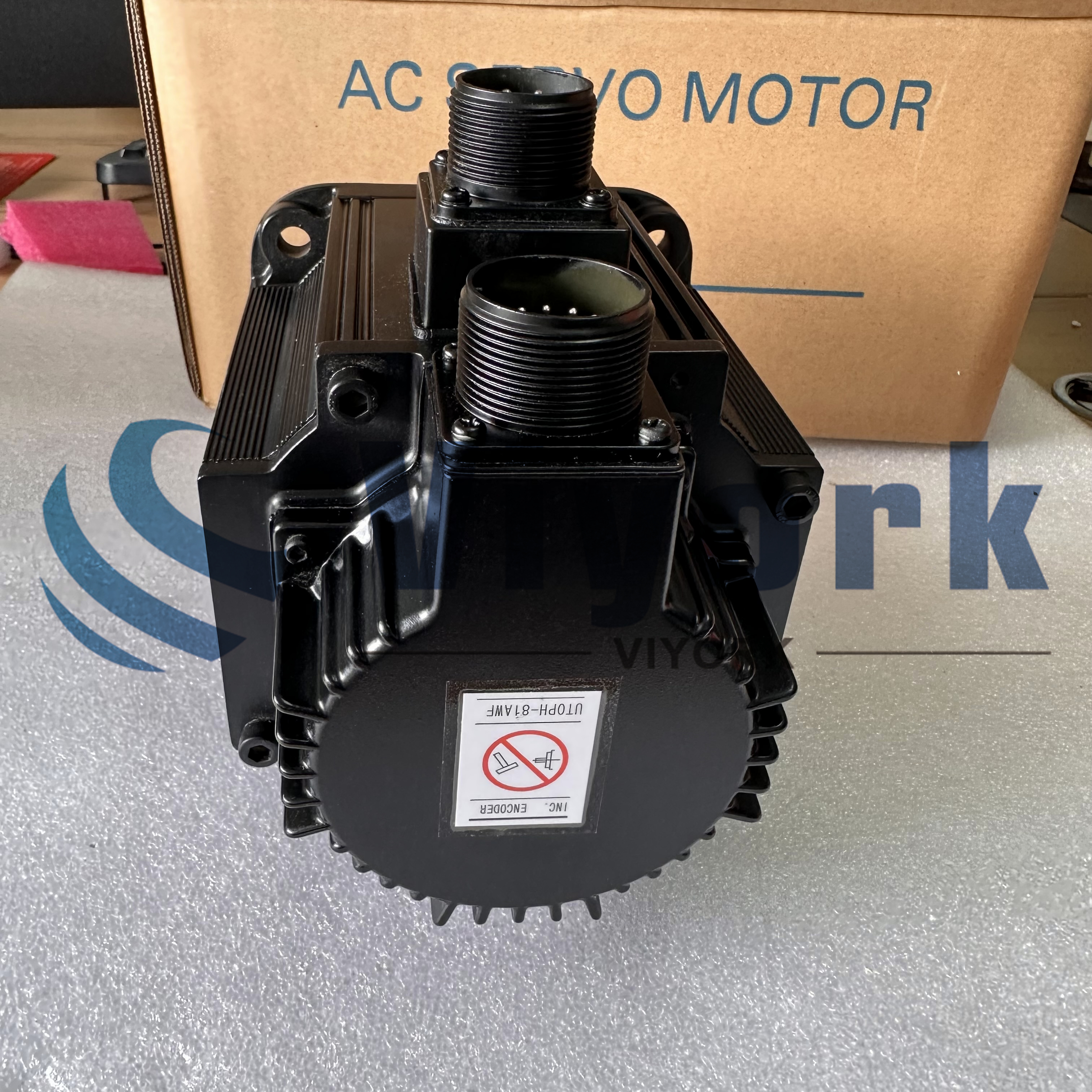 SGMG-09A2AB AC SERVO MOTOR 5.39NM 1500RPM 850W 7.1AMP 200V NEW