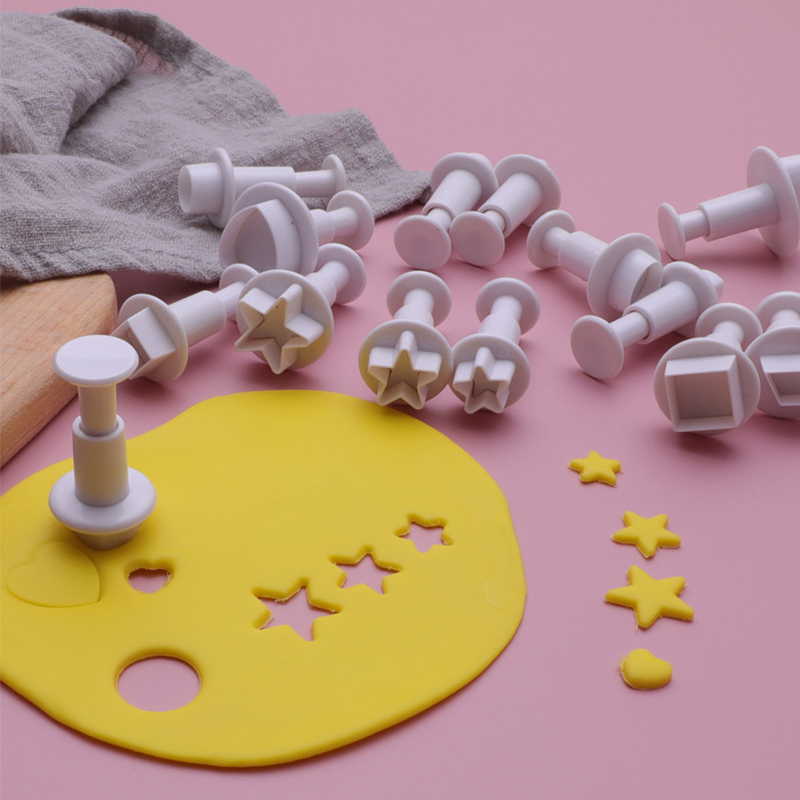 3-12 ชิ้นเรขาคณิตเครื่องตัดคุกกี้พลาสติกสแควร์ Sugarcraft ตกแต่งเครื่องตัด Fondant วงกลม Star คุกกี้แม่พิมพ์น้ําตาลไอซิ่งเบเกอรี่เครื่องมือ