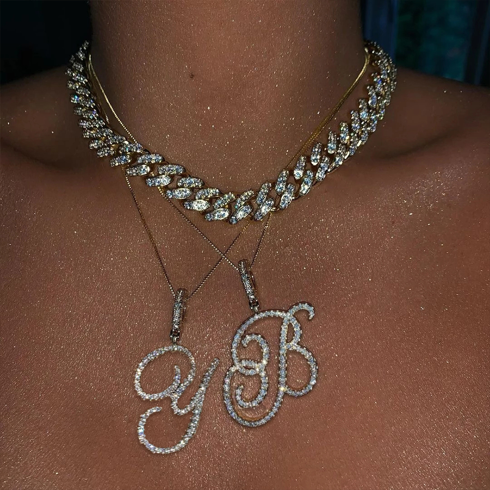 Collier pendentif en Zircon pour femmes, 26 lettres cursives initiales, cristal brillant, corde de l'alphabet, chaîne, bijoux Hip Hop