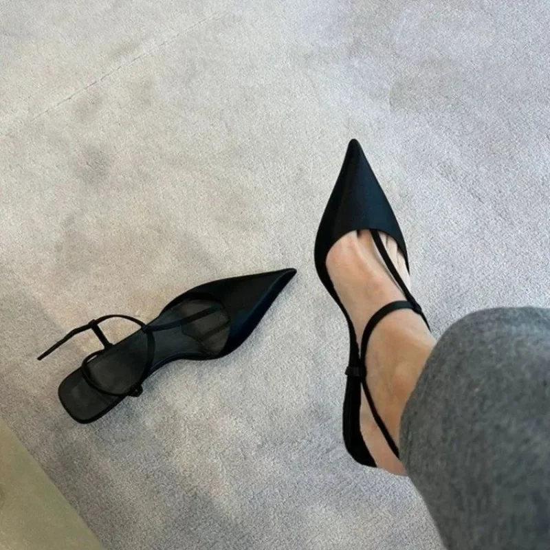 Schoenen voor dames Sexy damessandalen met puntige neus Comfortabele trendy sandalen met lage hak Eenvoudige veelzijdige grote maten pumps