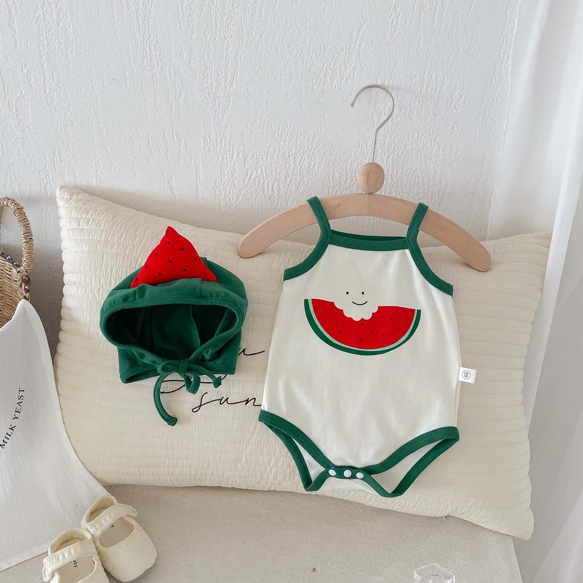 Summer baby cute watermelon style jumpsuit, male and female baby sling thin comfortable jumpsuit hat, suitable for going out