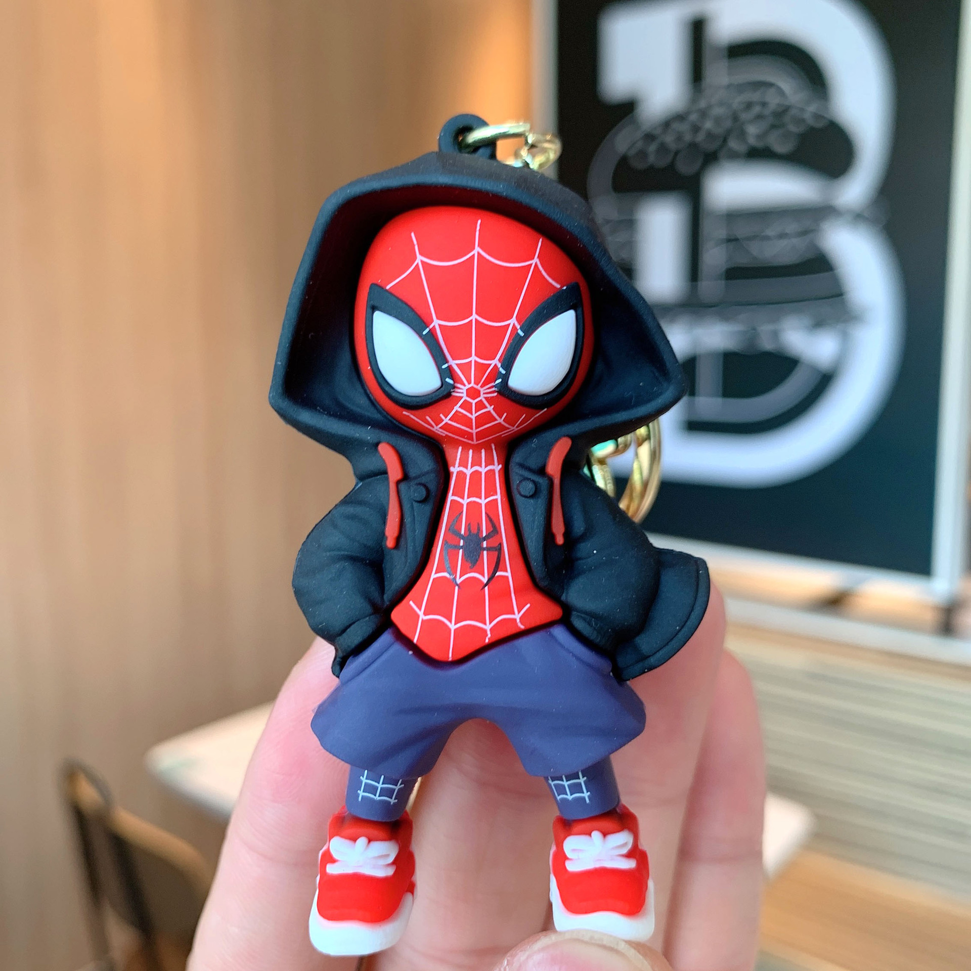 かわいい漫画スパイダーマンシリコーンキーホルダーマーベルスーパーヒーローペンダントキーホルダージュエリーディズニーキーホルダーバッグアクセサリー