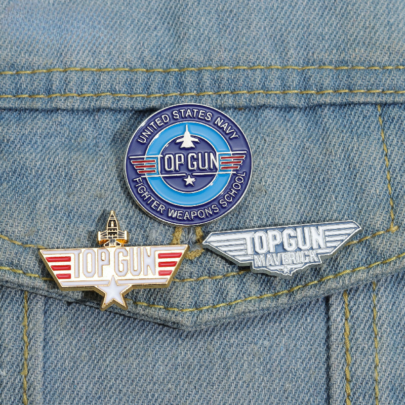 Navy Fighter Waffen Schulabzeichen Top Gun Vintage Metall Emaille Pins Rucksack Kleidung Schmuck Hemdkragen Broschen für Freunde